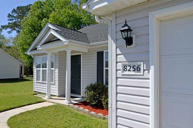 Photo - Charming 3BR Ranch in Osprey Woods – Screened Porch & Vaulted Ceilings