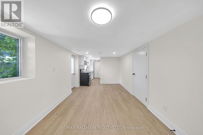 Photo - 28 Furlong Ct Unit 2