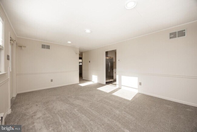 Photo - 1569 Swamp Pike