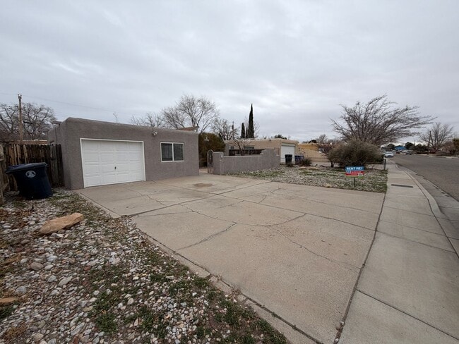 Photo - 3 Bedroom Single Story Home Available Near Constitution Ave NE & San Pedro Dr NE!