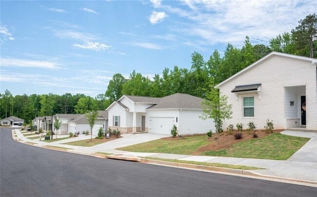 Photo - 6462 Waypoint St