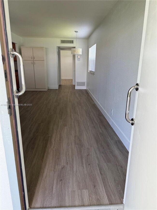Photo - 67 Monaco Ct Unit B