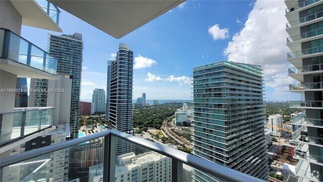 Building Photo - 1100S S Miami Ave Unit 3105 Rental