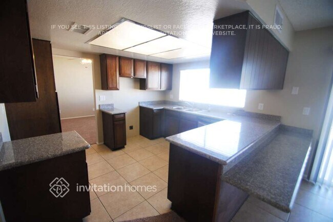 Photo - 4806 W Christy Dr