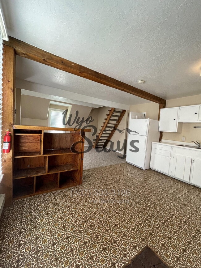 Photo - 409 S Brooks St Unidad 2