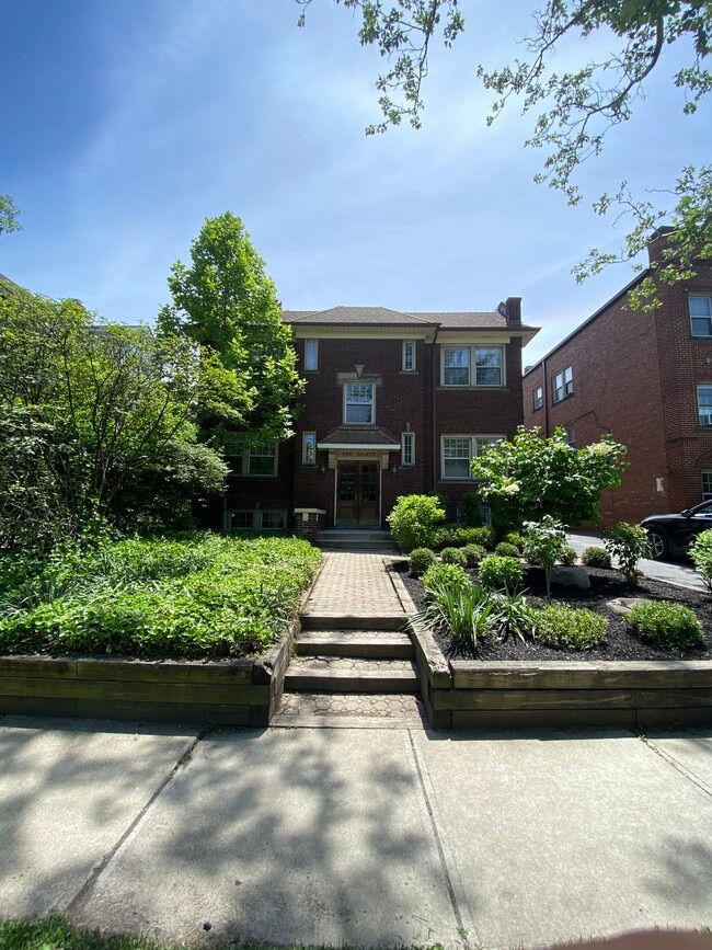 Building Photo - The Wilroy Unit 4 Rental