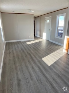 Building Photo - 513 34th Ave NW Rental