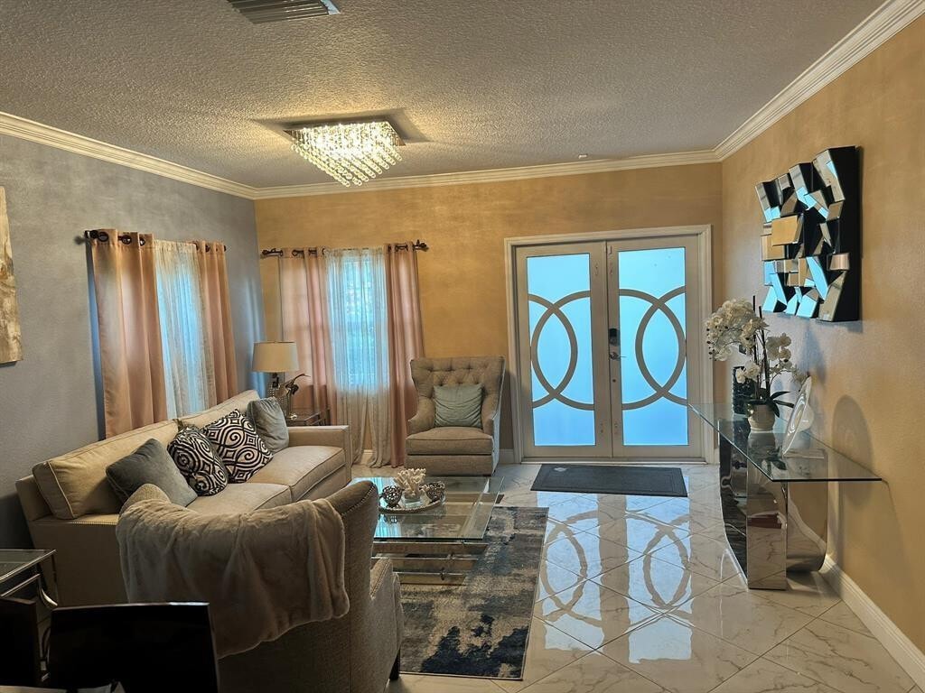 Photo - 9821 NW 22nd St