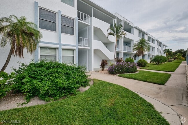 Building Photo - 5959 Winkler Rd Unit 308 Rental