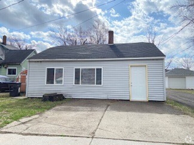 Building Photo - Big Value At An Affordable Rate - Water In... Rental