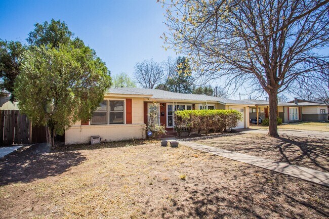 Photo - 4213 40th St