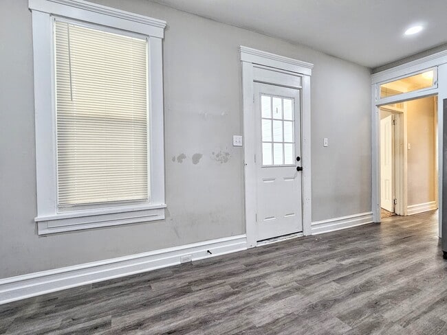 Photo - 221 Main St Unidad 2nd Fl