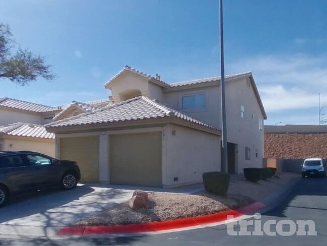 Building Photo - 6131 Daisy Petal St