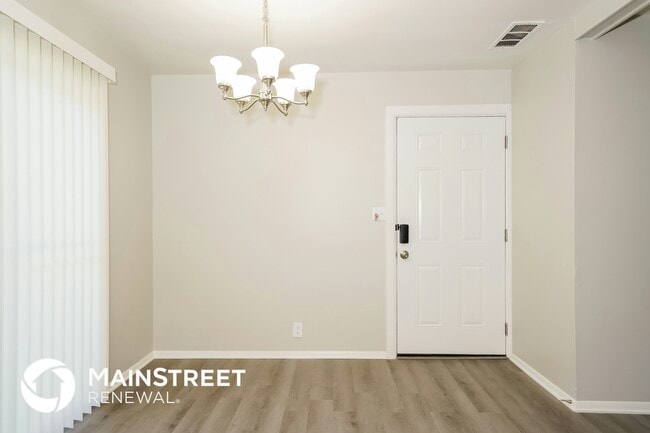 Photo - 222 Richie Ave