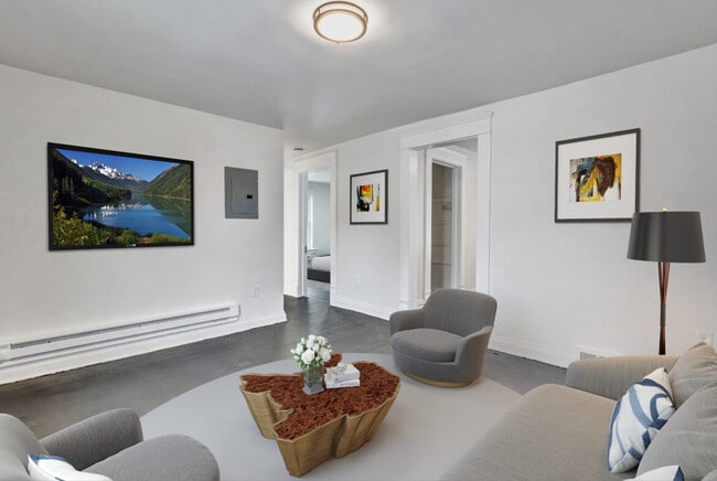 Photo - 1425 Knollwood Ave