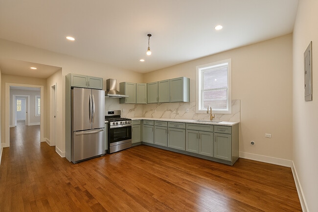 Photo - 2506 S Hamlin Ave