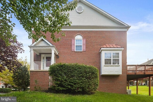 Photo - 4712 Ashforth Way