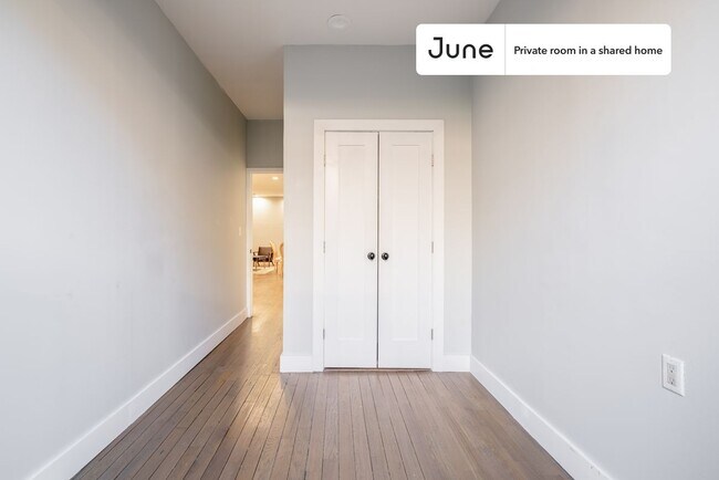 Room in Shared 4 bed/2 bath home in Central Harlem