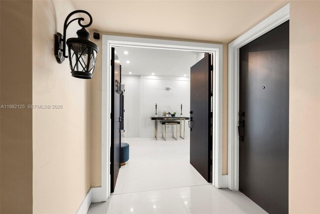 Building Photo - 4300 N Ocean Blvd Unit 15D