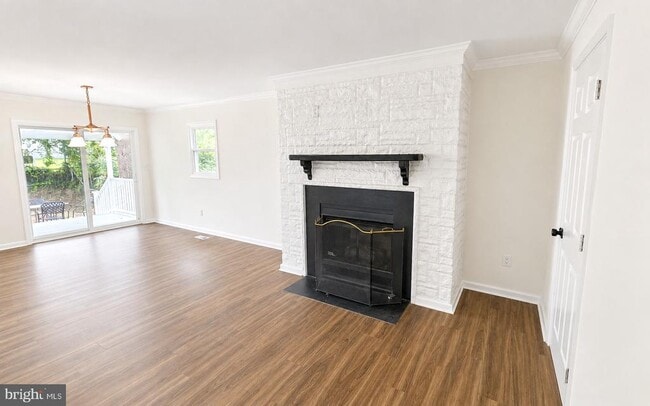 Photo - 307 Luther Rd