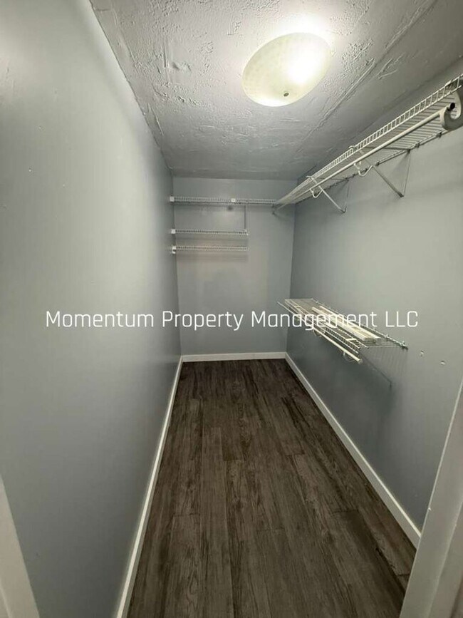 Photo - 5/2 Home Available NOW!!!