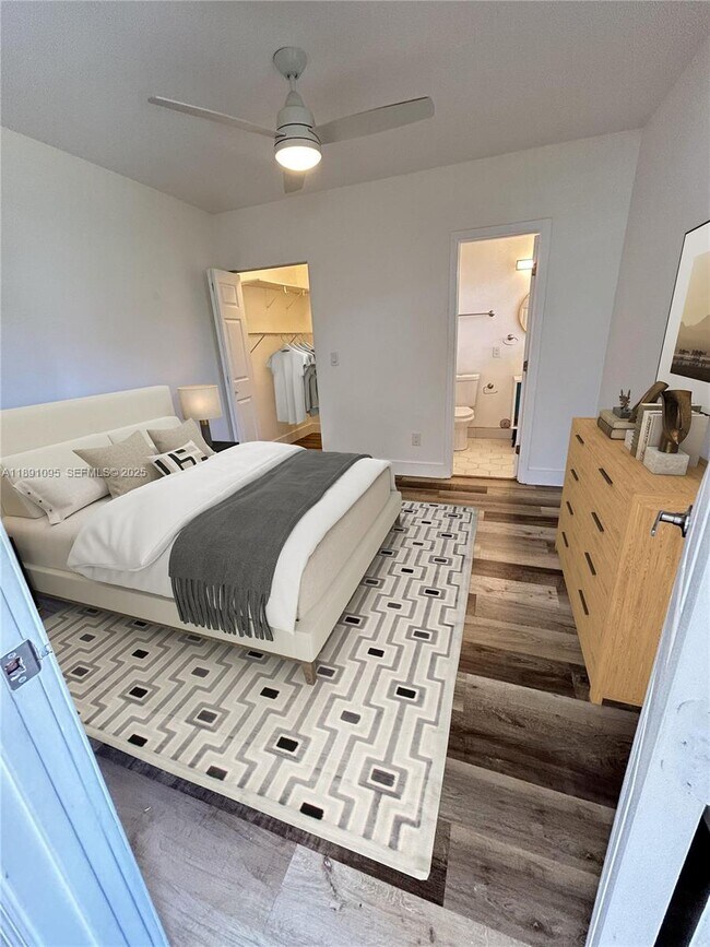 Photo - 571 NE 67th St Unit 1