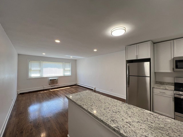Photo - 2401 W Balmoral Ave Unit 2C