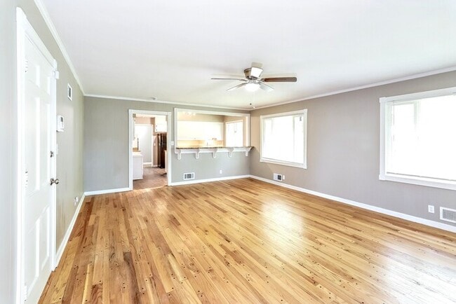 Photo - 10509 E 82nd St