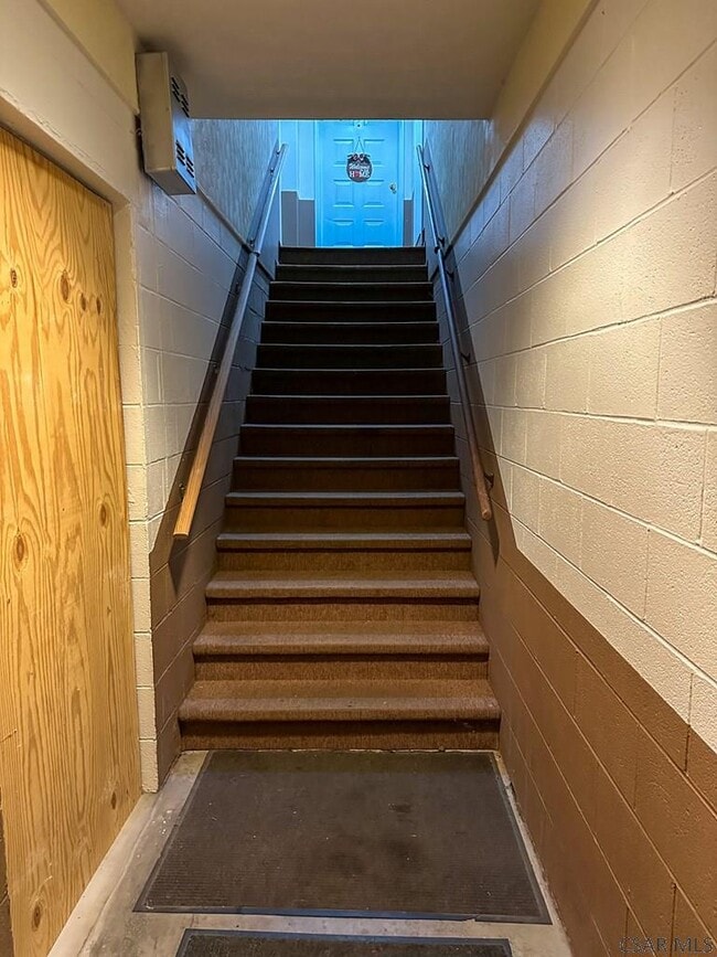 Photo - 2008 Forest Hills Dr