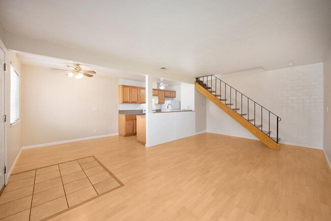 3763 Sapphire Dr