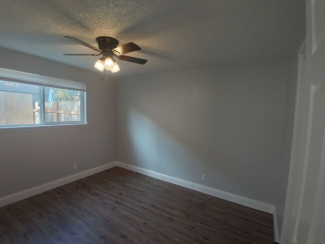 Photo - 1650/1660 Salishan St SE Unit 1660