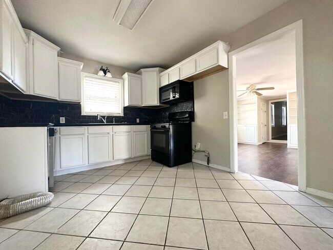 Photo - 3314 32nd St