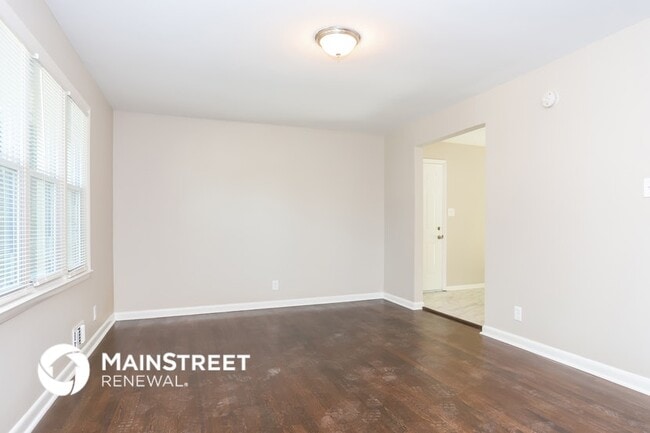 Photo - 6033 Hillandale Dr