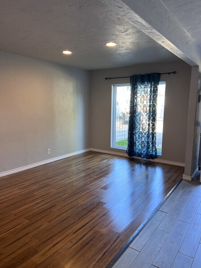 Photo - 2451 NW 38th St