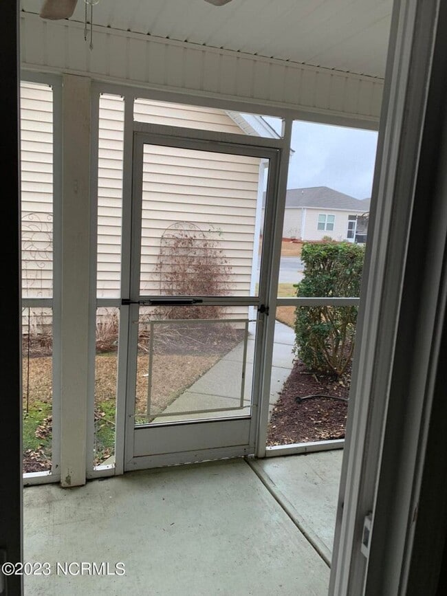 Photo - 3 Bed 3.5 Bath Townehome