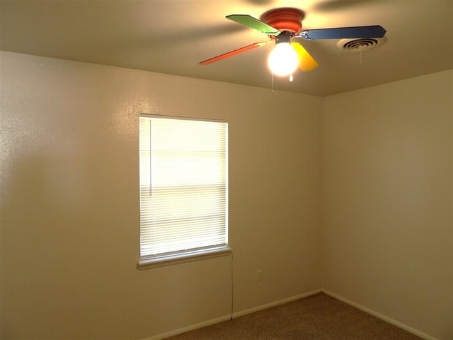 Photo - 2313 NW 41st St