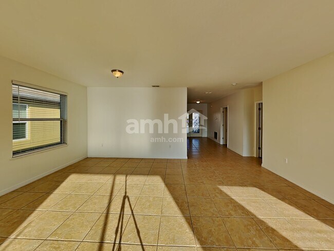 Photo - 5010 Windbourne Way