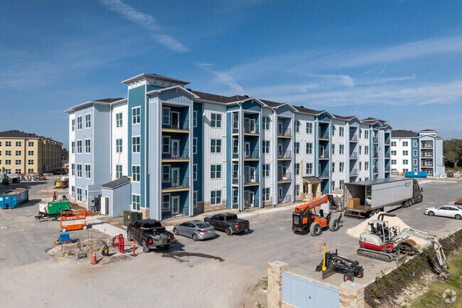 Primario - Garrett Gateway Modern Apartments