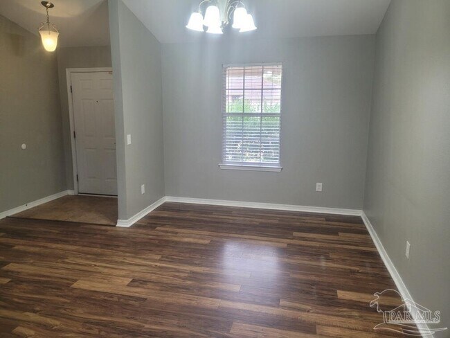 Photo - 5863 Chi Chi Cir