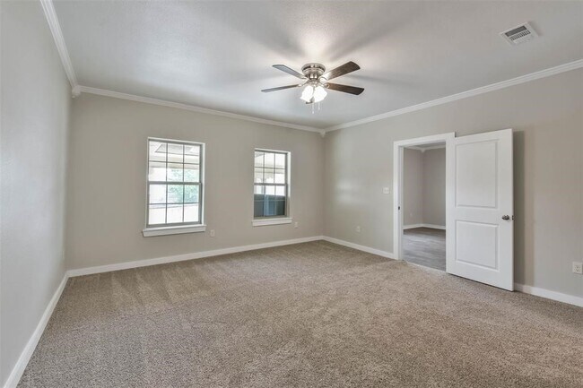 Photo - 329 E Washington Ave Unit 201