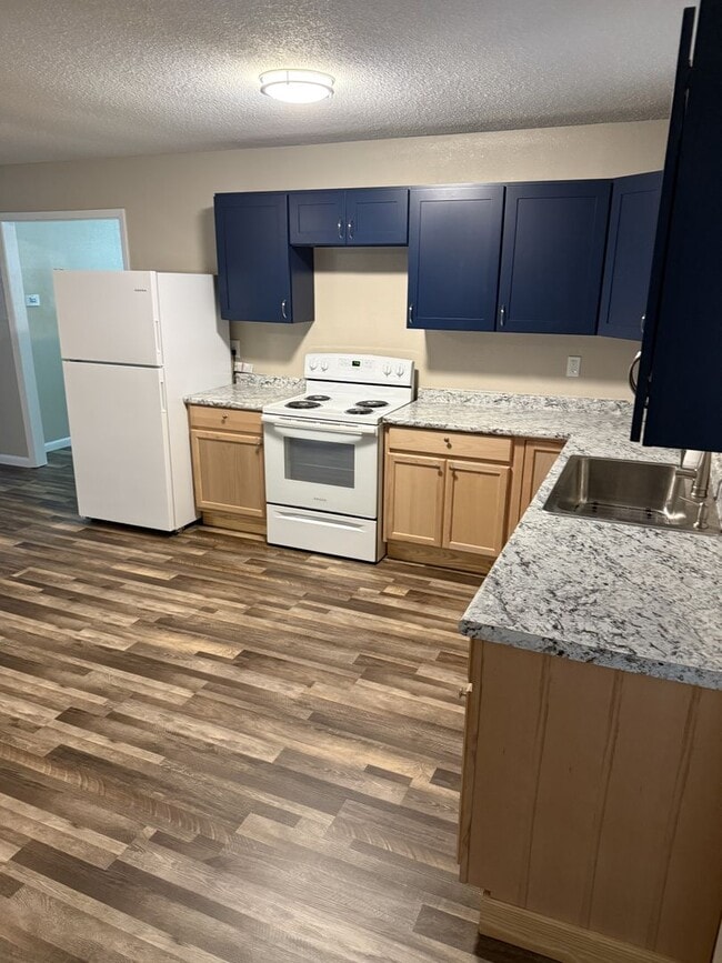 Photo - 2/2 Brick Home in Cave City!