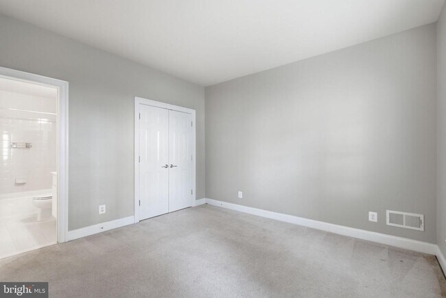 Photo - 14656 Crossfield Way