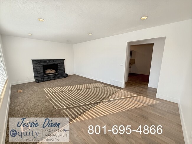 Photo - 586 E 4300 S St