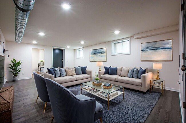 Building Photo - 116-118 N 32nd Avenue Unit 116 N 32nd Avenue #3