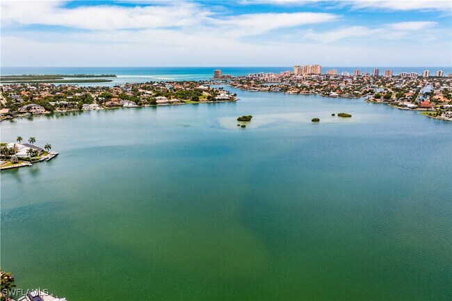 Photo - 601 S Barfield Dr