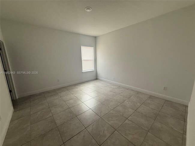 Photo - 404 Marion Oaks Trail