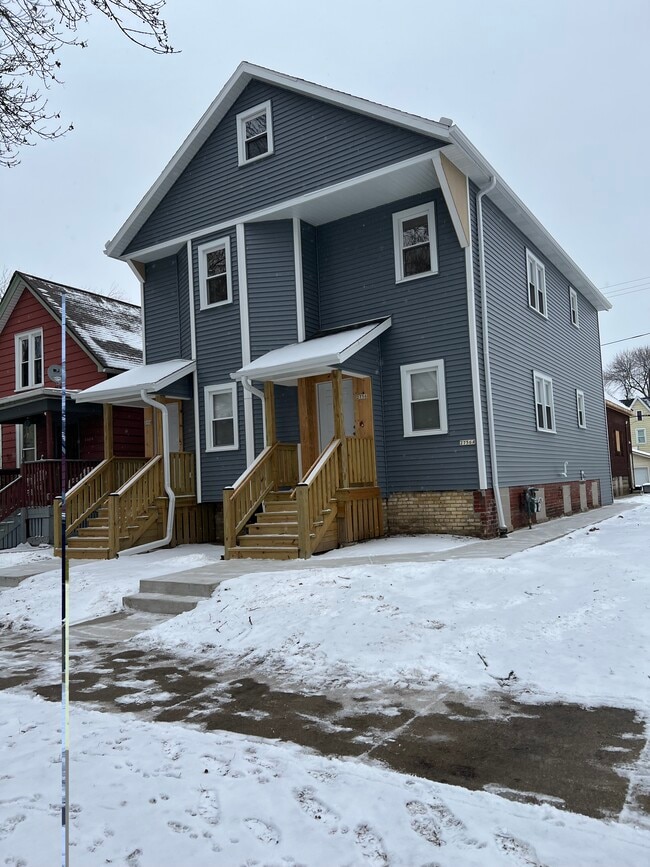 Building Photo - 2758 N Booth St Unit Upper