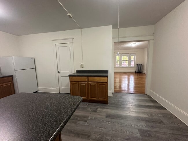 Photo - 100-130 Elm Street