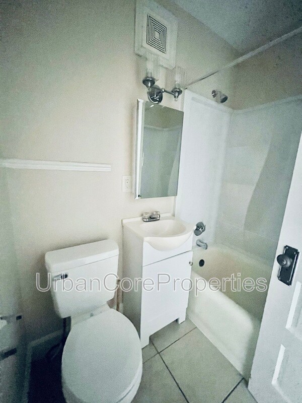 Photo - 360 13th Ave NE Unit #18