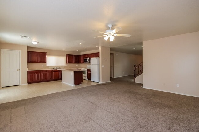 Photo - 11215 W Garfield St